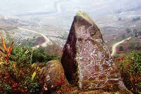 Bãi đá cổ Sapa - Nơi có truyền thuyết đá vợ đá chồng